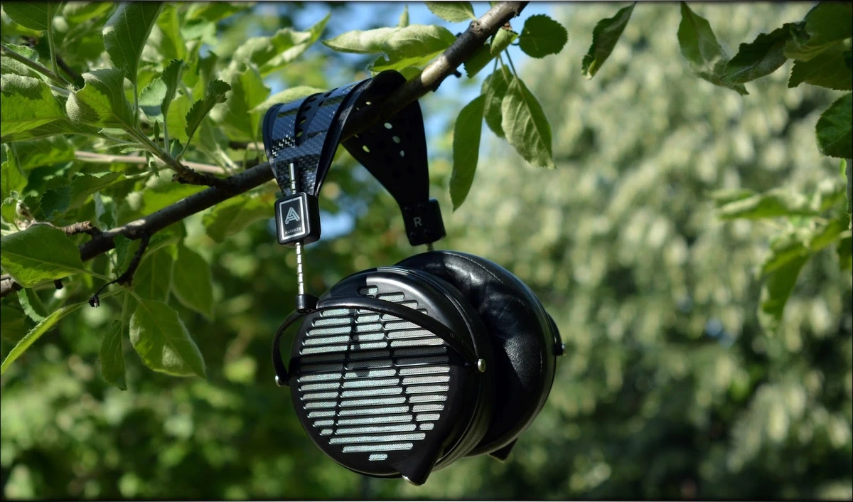 Audeze LCD-MX4 - Precisely Amazing! Audeze LCD-MX4 - Precisely Amazing!