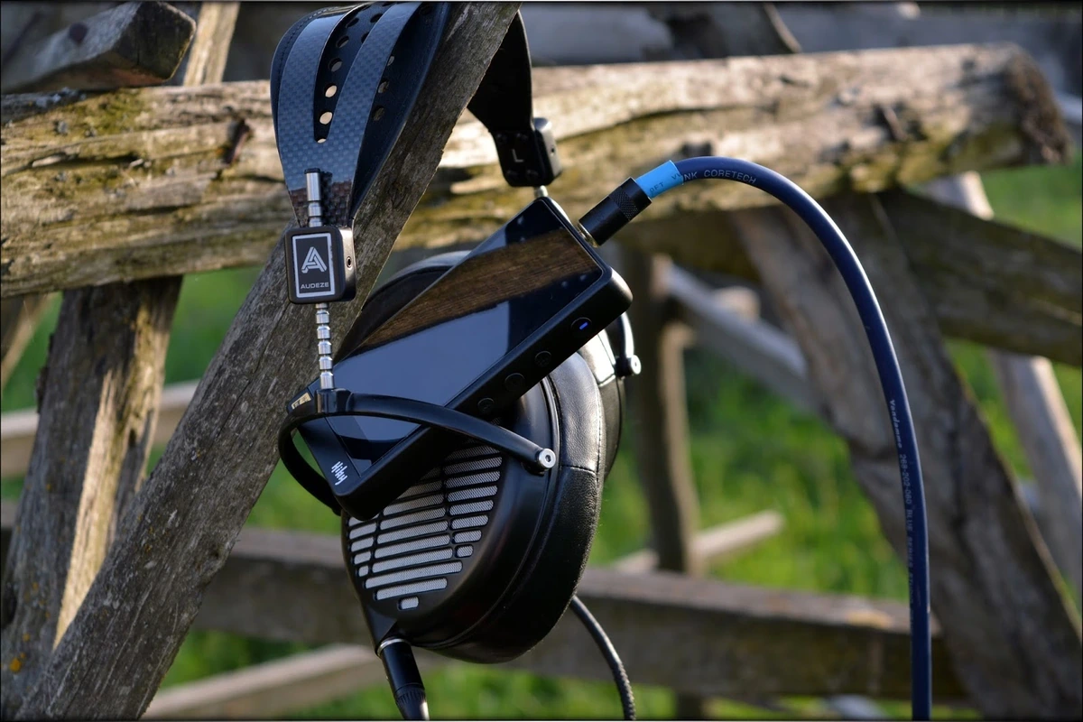 Audeze LCD-MX4 - Precisely Amazing!