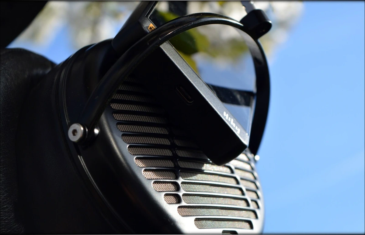 Audeze LCD-MX4 - Precisely Amazing! Audeze LCD-MX4 - Precisely Amazing!