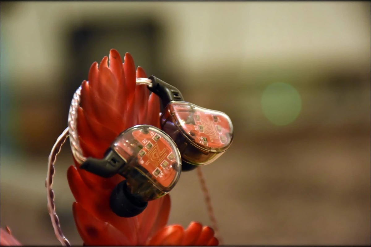 Knowledge Zenith KZ ZS-10 IEMs Review Knowledge Zenith KZ ZS-10 IEMs Review