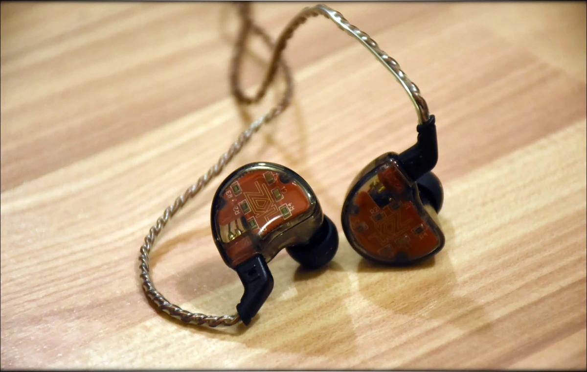 Knowledge Zenith KZ ZS-10 IEMs Review