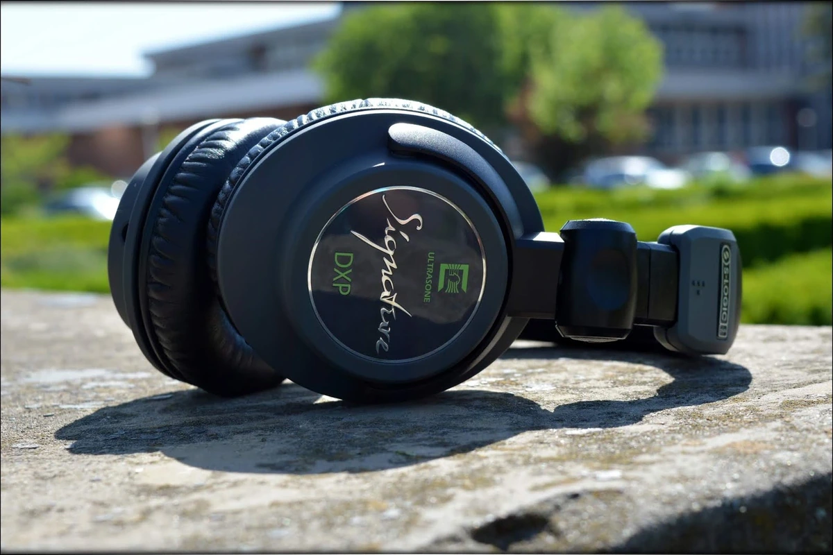 Ultrasone Signature DXP Headphones Review Ultrasone Signature DXP Headphones Review