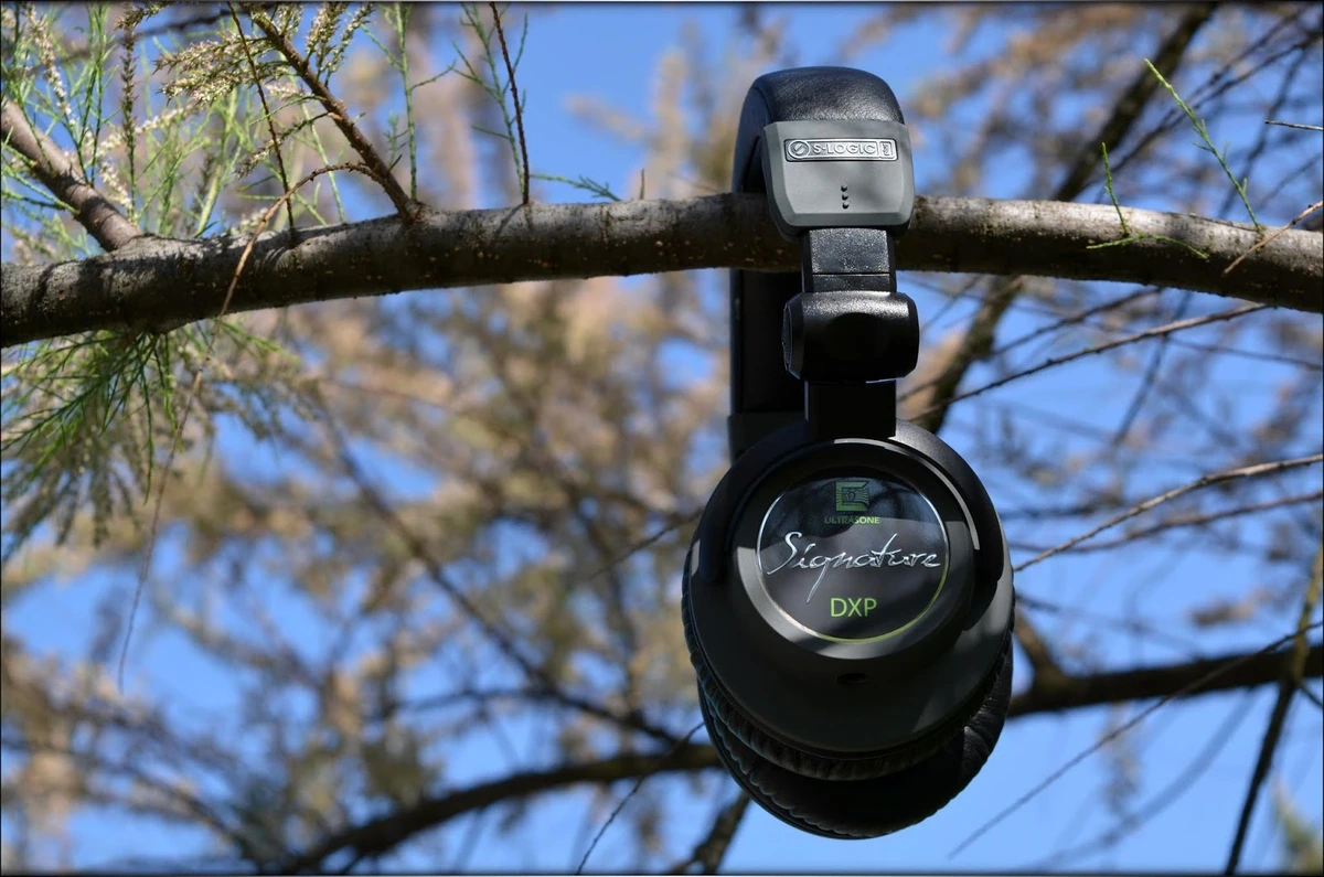 Ultrasone Signature DXP Headphones Review Ultrasone Signature DXP Headphones Review