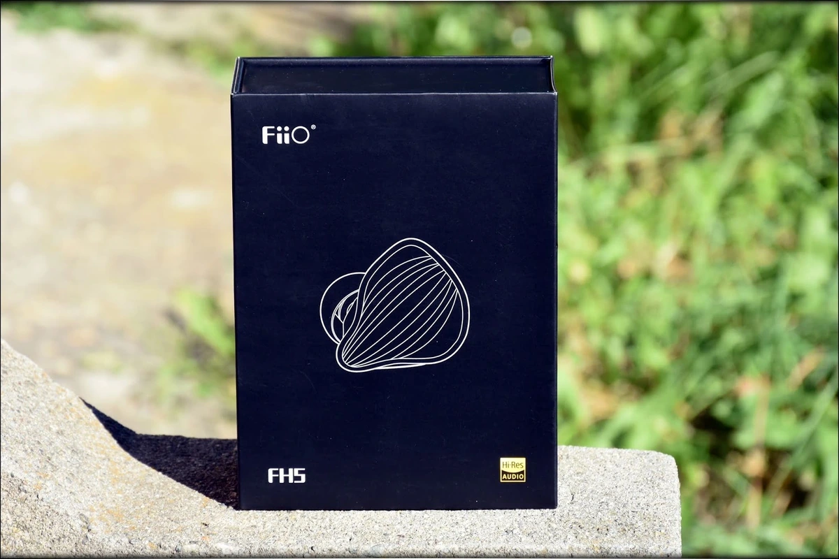 FiiO FH5 Hybrid IEMs Review 