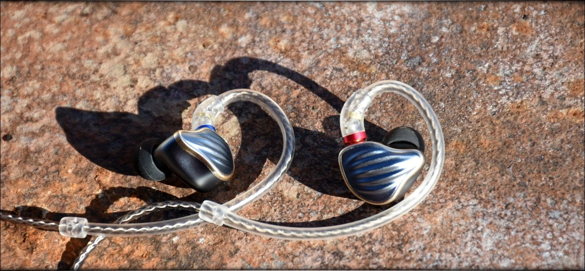 FiiO FH5 Hybrid IEMs Review 