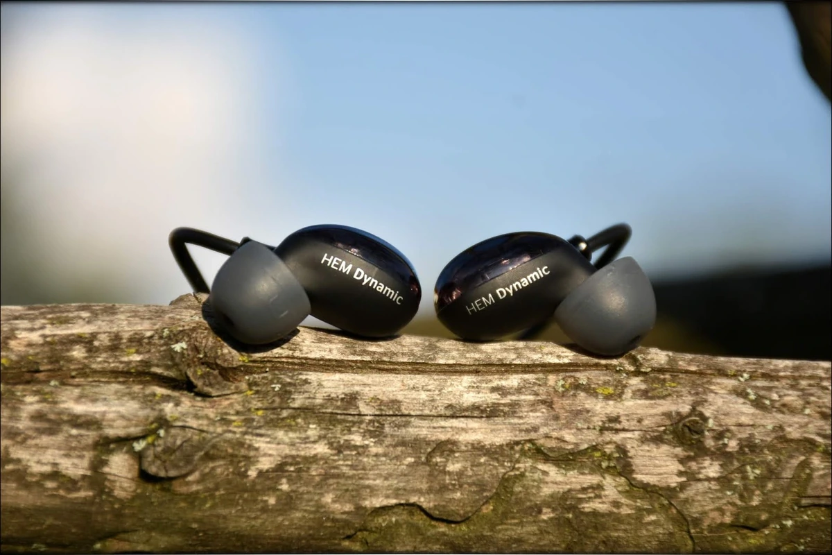 NuForce Dynamic BE2 and HEM8 IEMs Review Photo