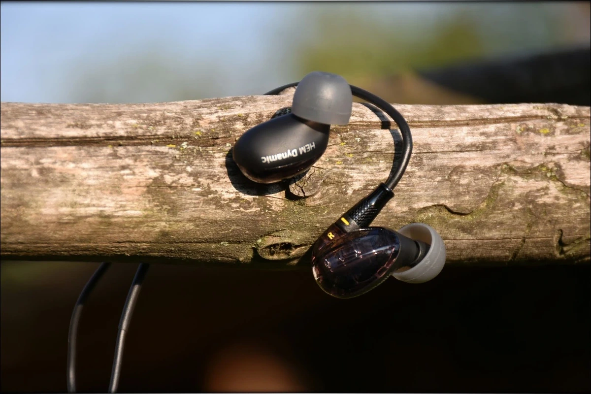 NuForce Dynamic BE2 and HEM8 IEMs Review Photo