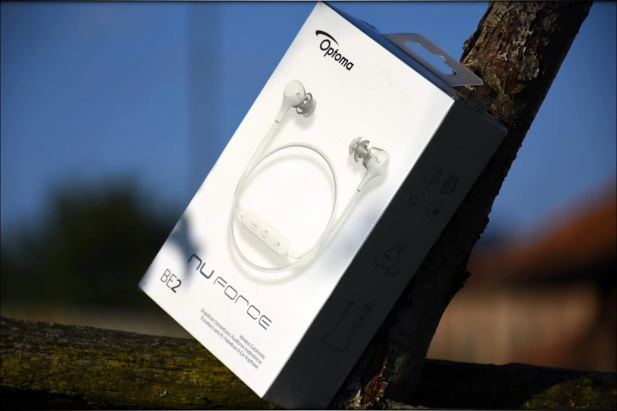 NuForce Dynamic BE2 and HEM8 IEMs Review Photo