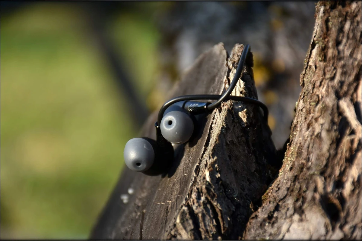 NuForce Dynamic BE2 and HEM8 IEMs Review Photo