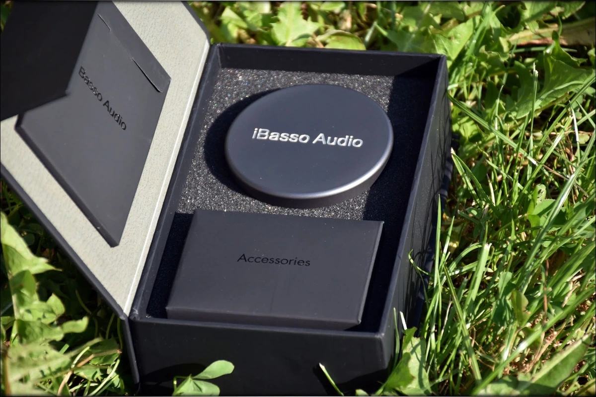 iBasso IT-04 IT04 IEMs In-Ear Monitors Review iBasso IT-04 IT04 IEMs In-Ear Monitors Review