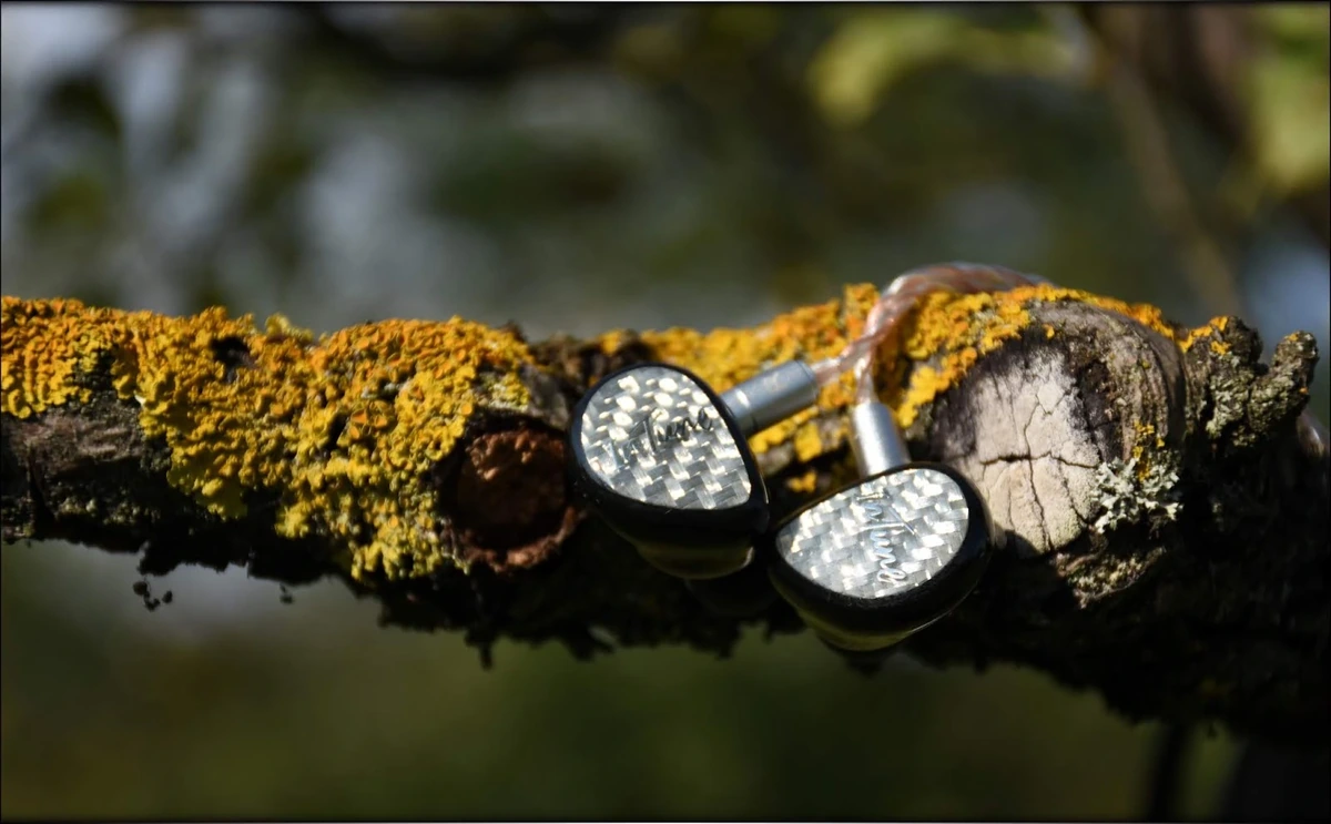 iBasso IT-04 IT04 IEMs In-Ear Monitors Review iBasso IT-04 IT04 IEMs In-Ear Monitors Review