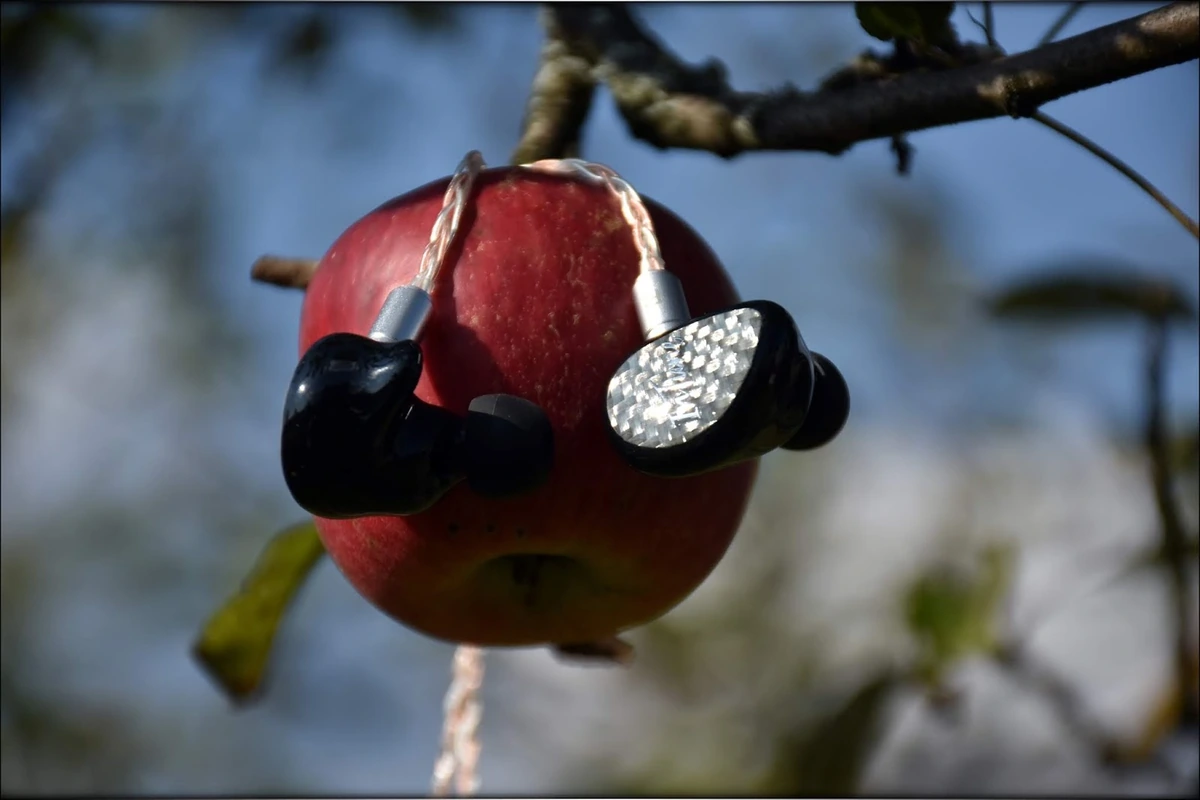 iBasso IT-04 IT04 IEMs In-Ear Monitors Review iBasso IT-04 IT04 IEMs In-Ear Monitors Review