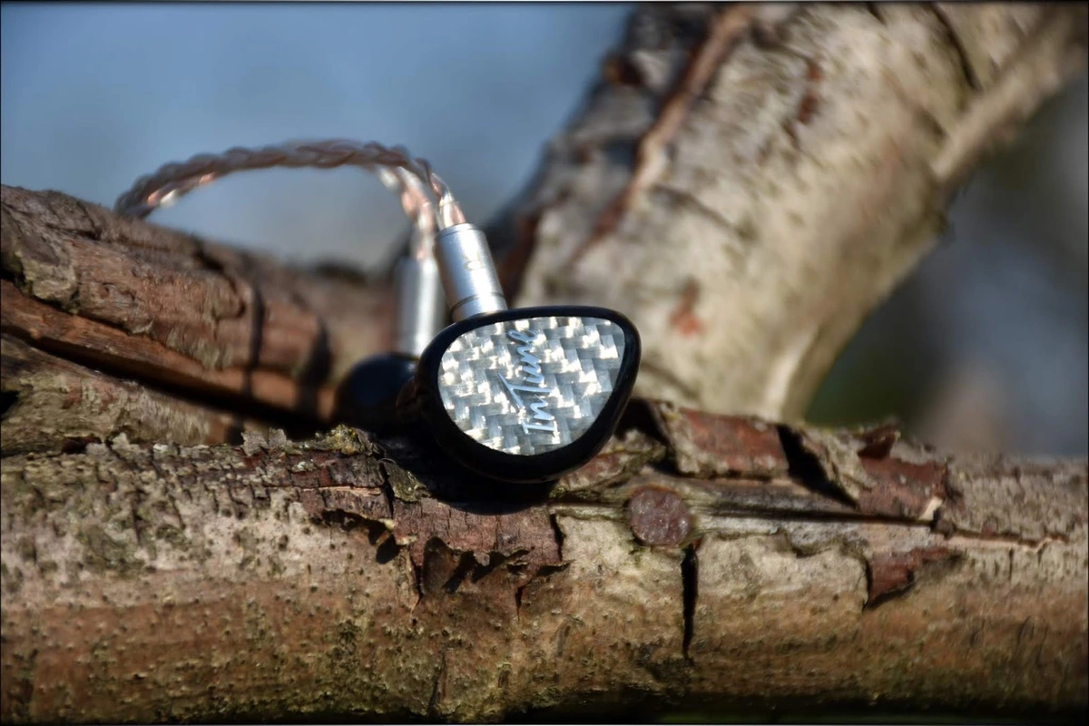 iBasso IT-04 IT04 IEMs In-Ear Monitors Review 