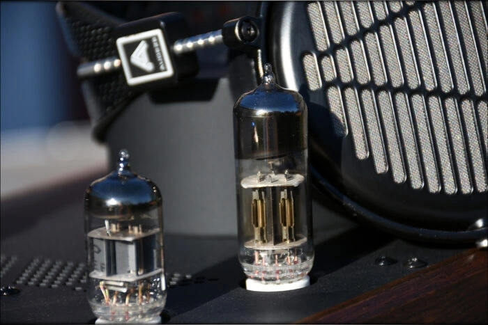 Feliks Echo Tube AMP Review Photos Audiophile Heaven Audeze LCD-MX4