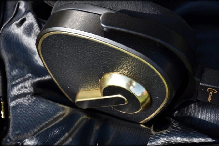 Gentle Art Of Listening - Crosszone CZ-1 Headphones Review Gentle Art Of Listening - Crosszone CZ-1 Headphones Review