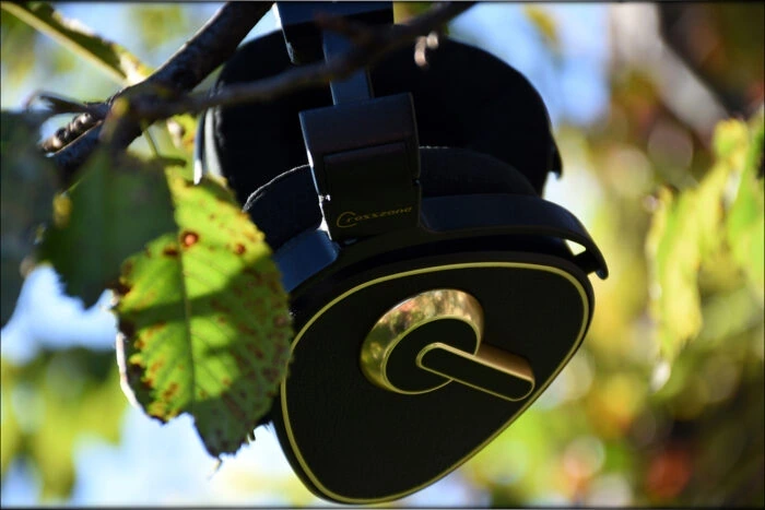 Gentle Art Of Listening - Crosszone CZ-1 Headphones Review 
