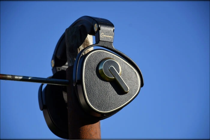 Gentle Art Of Listening - Crosszone CZ-1 Headphones Review 