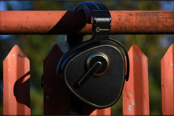 Gentle Art Of Listening - Crosszone CZ-1 Headphones Review 