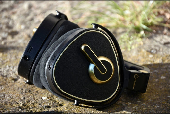 Gentle Art Of Listening - Crosszone CZ-1 Headphones Review 