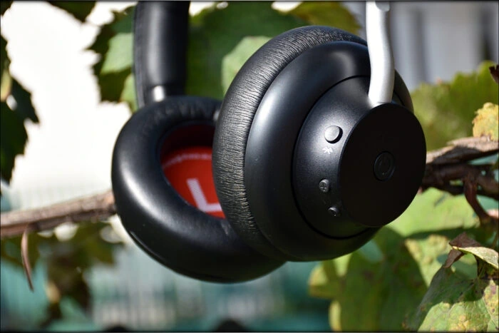 AIWA ARC-1 Bluetooth Wireless Headphones Review - Audiophile Heaven AIWA ARC-1 Bluetooth Wireless Headphones Review - Audiophile Heaven