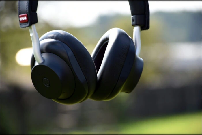 AIWA ARC-1 Bluetooth Wireless Headphones Review - Audiophile Heaven AIWA ARC-1 Bluetooth Wireless Headphones Review - Audiophile Heaven