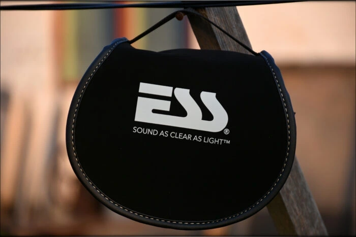 ESS 422H Headphones Review Audiophile Heaven Package ESS 422H Headphones Review Audiophile Heaven Package