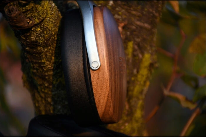 ESS 422H Headphones Review Audiophile Heaven