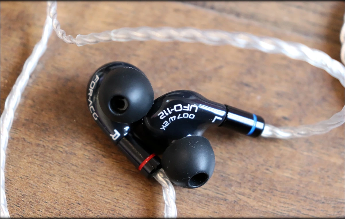 UFO-EAR-112-IEMs-Review-Photo-Audiophile-Heaven