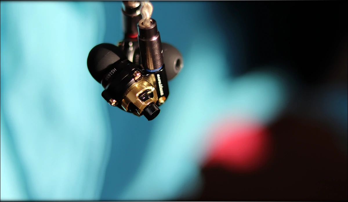 Acoustune HS1650CU Dynamic Driver IEMs Review Audiophile-Heaven