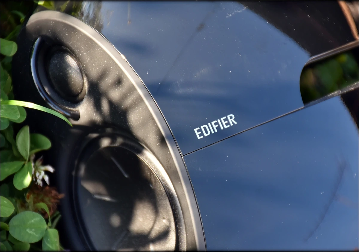 Liquid Sound - Edifier E25 Luna Speaker Review Liquid Sound - Edifier E25 Luna Speaker Review