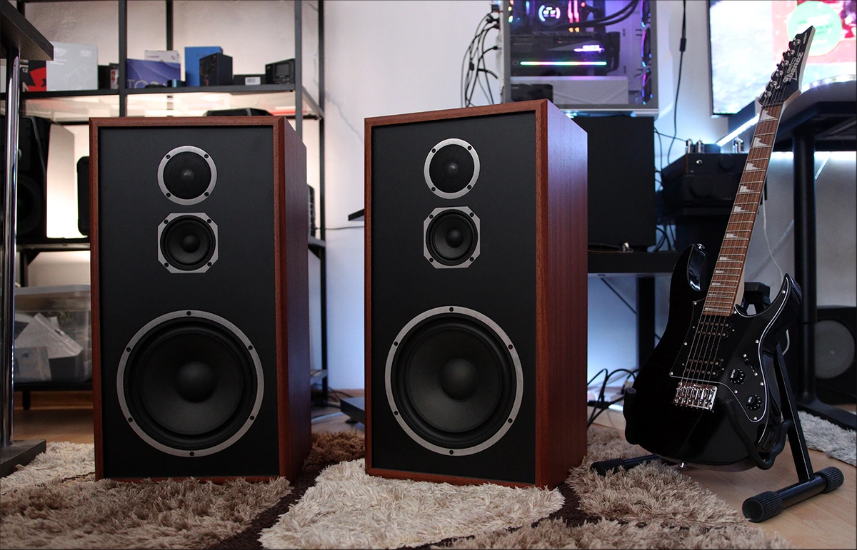 In industrie Zonder twijfel KLH Model Five - Acoustic Suspension 5 Hifi Stereo Speakers — Audiophile  Heaven