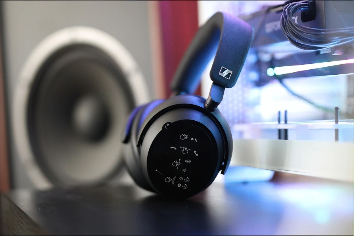 Sennheiser Momentum 4: The best headphones for detail-oriented listeners