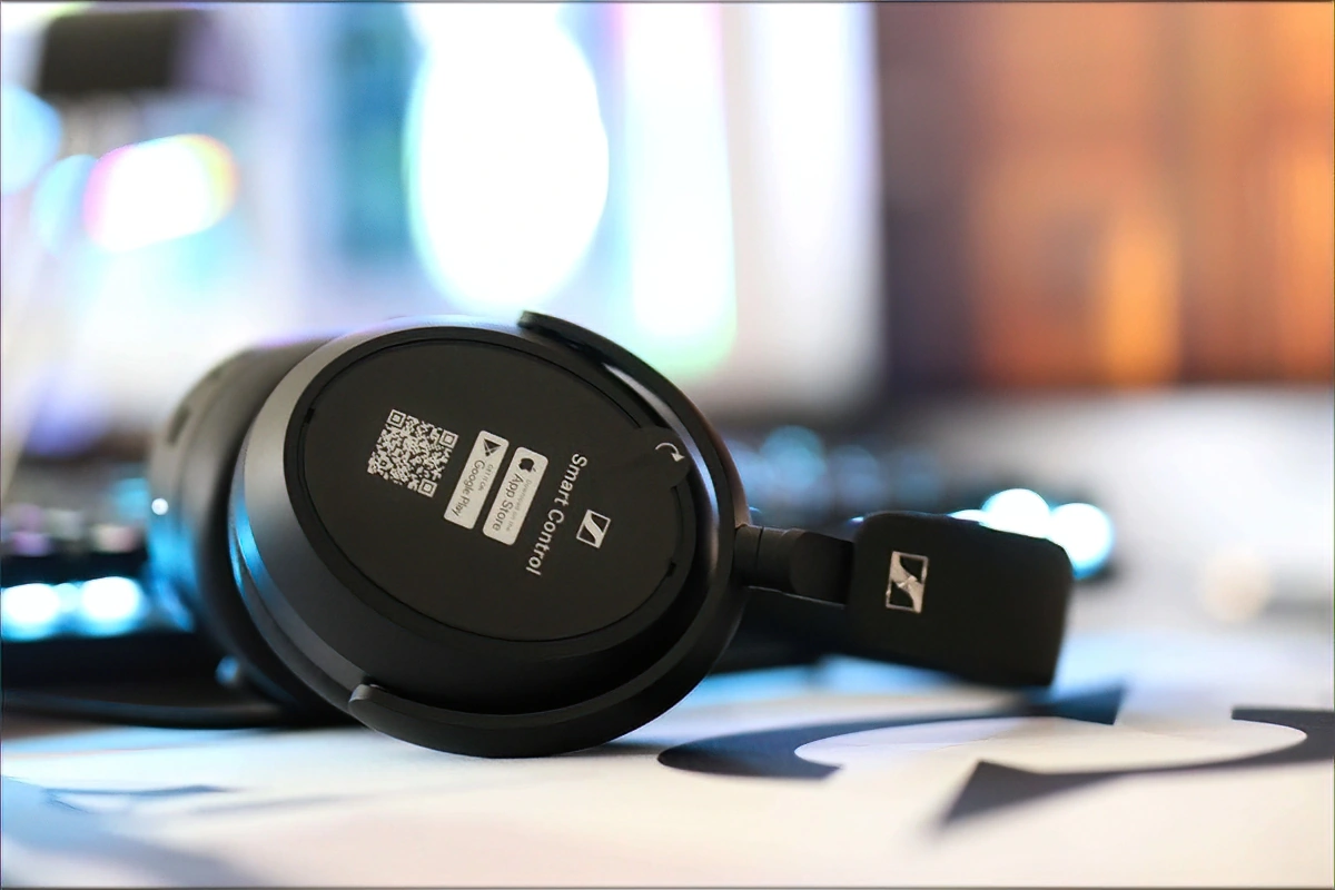 Sennheiser Momentum 4: The best headphones for detail-oriented listeners