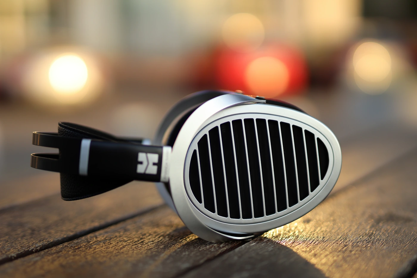 HiFiMAN Ananda Review - Planar Headphones Refined –