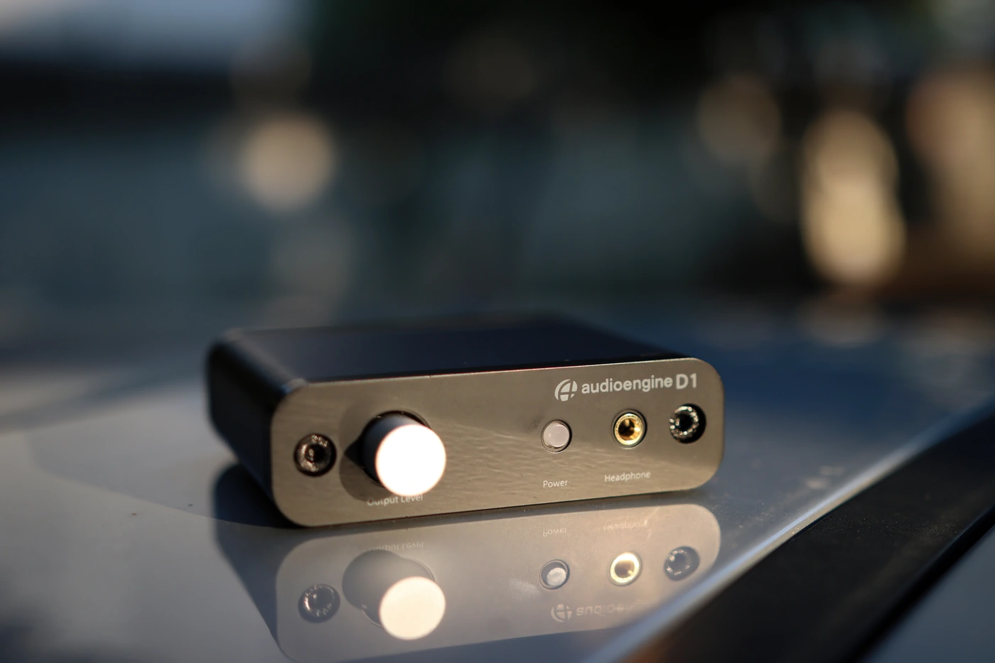 D1 32-bit DAC/ Headphone Amp — Audioengine